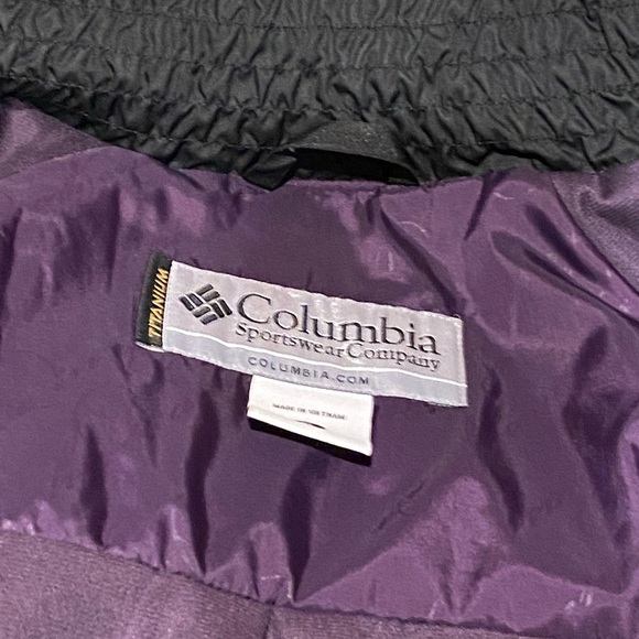 Woman’s Columbia jacket titanium - Picture 2 of 16